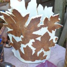 maple leaf vase